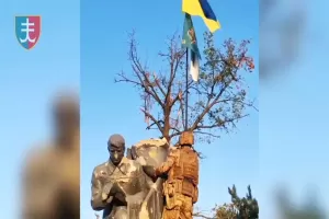 Kibarkan Bendera, Ukraina Berhasil Rebut Desa di Donetsk