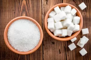 Apa Akibat Mengonsumsi Gula dan Garam Secara Berlebihan? Ini Dampaknya bagi Tubuh