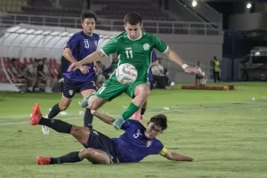 Pelatih Turkmenistan U-23 Puji Stadion Manahan: Lapangannya Bagus tapi Sedikit Kering