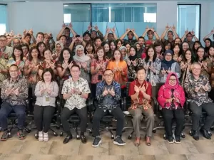 Lestarikan Warisan Budaya, Karyawan Wilmar Peringati Hari Batik Nasional