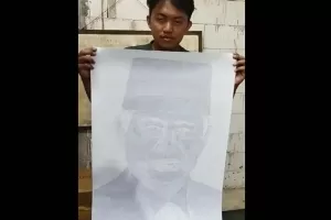 Viral! Pria asal Pati Bikin 7 Lukisan Wajah Presiden RI Pakai Nama Desa di Indonesia