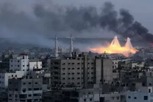 Bahaya Fosfor Putih Israel yang Ditembakkan ke Gaza, Bisa Bakar Kulit hingga Tulang