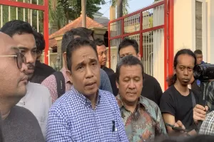3 Jam Geledah Rumah Firli Bahuri di Bekasi, Polisi Tak Bawa Barang Bukti