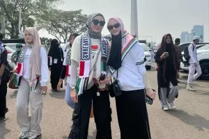 Ikut Aksi Bela Palestina di Monas, Inara Rusli Kembali Bercadar