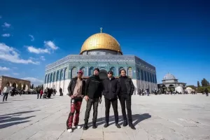 Unggah Foto Dewa 19 di Masjid Al Aqsa, Ahmad Dhani Diminta Bikin Lagu untuk Palestina