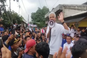 Capres Ganjar Pranowo Disambut Ratusan Buruh dan Masyarakat Tangerang