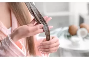 5 Manfaat Mencuci Rambut dengan Air Kelapa yang Jarang Diketahui