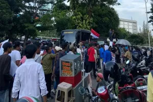 Aksi Damai di Depan Gedung DPR, GMPD Mengaku Diserang Pendemo Lain