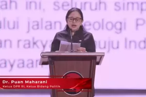 Puan Menangis saat Bacakan Rekomendasi Perilaku Kader Partai Tak Junjung Etika Politik