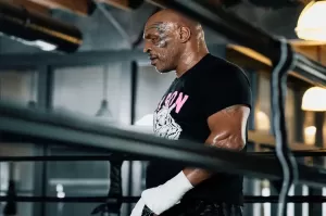 Duel Mike Tyson vs Jake Paul Ditunda: Pembaruan Tanggal Diumumkan 7 Juni 2024