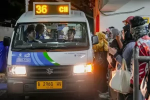 Transjakarta Uji Coba 4 Rute Mikrotrans, Beroperasi 24 Jam Selama 3 Bulan