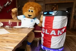 Intip Fasilitas Timnas Inggris di Euro 2024, Ada Robbie si Robot Pelayan 