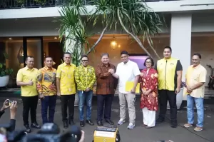 Golkar Sodorkan Anak Akbar Tandjung dan Ketua HIPMI Jadi Pendamping Bobby Nasution