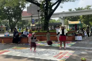 Rayakan HUT ke-497 Jakarta, TMII Bawa Pengunjung ke Masa Kecil dengan Mainan Anak-anak