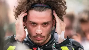 Tinggalkan Tim Valentino Rossi, Marco Bezzecchi Gabung Aprilia Racing?