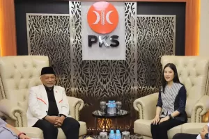 Ketua Harian DPP Perindo Angela Tanoesoedibjo Datangi Markas PKS Disambut Ahmad Syaikhu