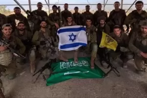Ironi Arab Saudi, Tangkapi Pengkritik Israel tapi Benderanya Diinjak-injak Tentara Zionis