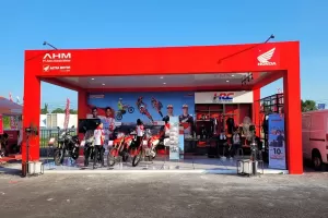 Motor Adventure dan Explorer Honda Semarakkan MXGP 2024 Lombok