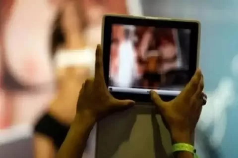 Pembuatan Video Bokep - Kasus Produksi Film Porno, Siskaeee dan Virly Virginia Diperiksa Polisi  Jumat Pekan Ini