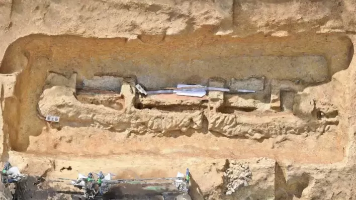 Penemuan Pedang Kuno di Jepang, Panjang 2,3 Meter dengan Bilah Bergelombang