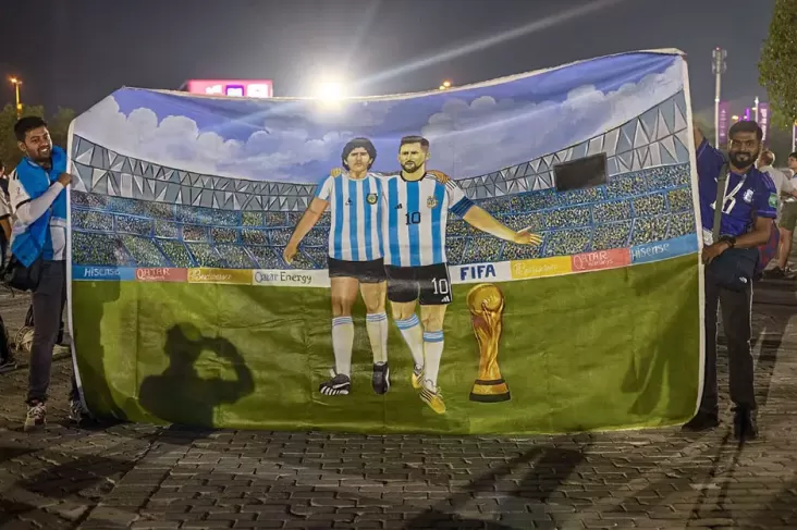 Si Pemalu Lionel Messi Atau Pemberontak seperti Maradona yang Disukai Publik Argentina?