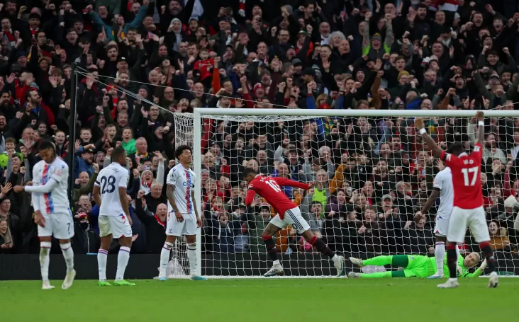 Hasil Liga Inggris Manchester United vs Crystal Palace: Casemiro Kartu Merah, Setan Merah Menang